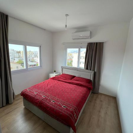 Tetris Apartment Spacious Comfortable Λευκωσία Δωμάτιο φωτογραφία